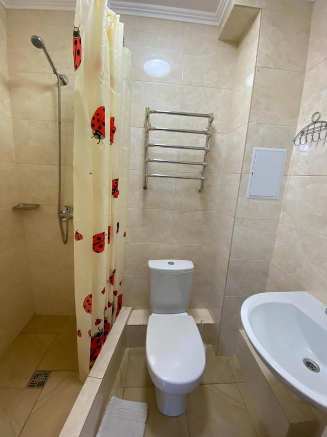 Autopark Hotel Lviv Buitenkant foto